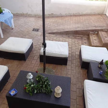 Un Tuffo Alla Scala Dei Turchi ベッド・アンド・ブレックファスト 3*