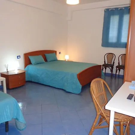 Un Tuffo Alla Scala Dei Turchi ベッド・アンド・ブレックファスト 3*